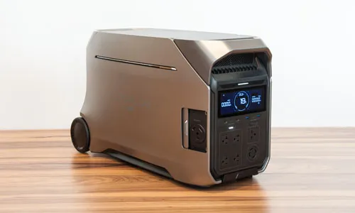 DELTA Pro 3: front left side port showing