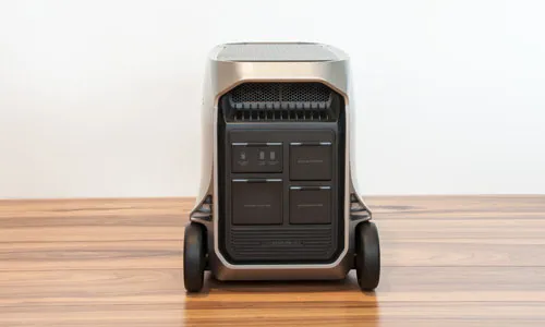 Back of EcoFlow DELTA Pro 3